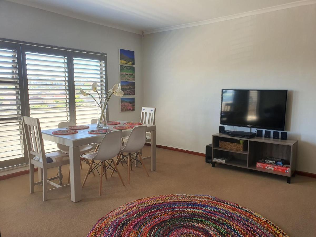 Albatross Guesthouse لانجيبان المظهر الخارجي الصورة