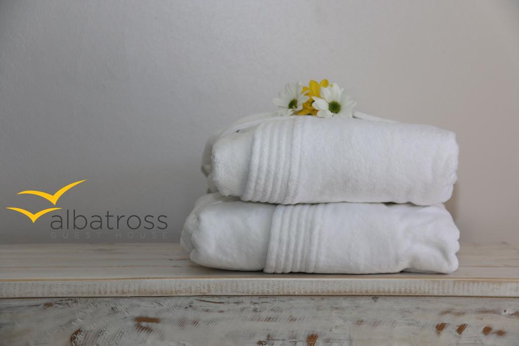 Albatross Guesthouse لانجيبان المظهر الخارجي الصورة