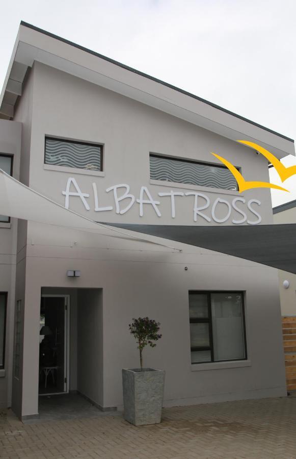 Albatross Guesthouse لانجيبان المظهر الخارجي الصورة