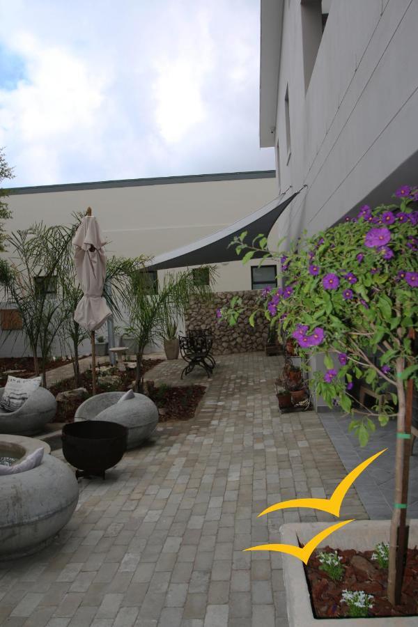 Albatross Guesthouse لانجيبان المظهر الخارجي الصورة